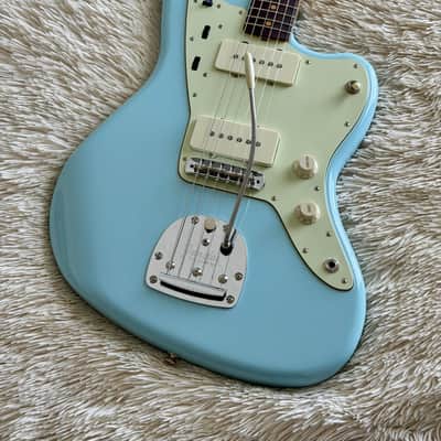 Fender Vintera III Mid '60s Jazzmaster Sonic Blue Electric Guitar image 4