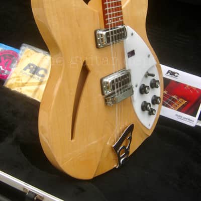 ♚AS NEW !♚ TIMEWARP ! ♚ 2005 Rickenbacker 330-12 String♚ MapleGlo ♚ 360 ♚ FREE £80 PRO SET UP! image 12