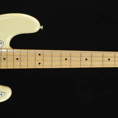 Fender Precision Bass 1986 E Series MIJ Japan Maple Fingerboard Aged White image 2
