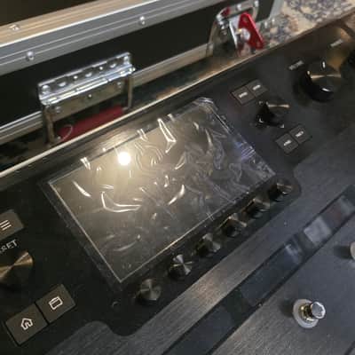 Line 6 Helix Floor Processor Pedal w/Road Case + Packaging image 9