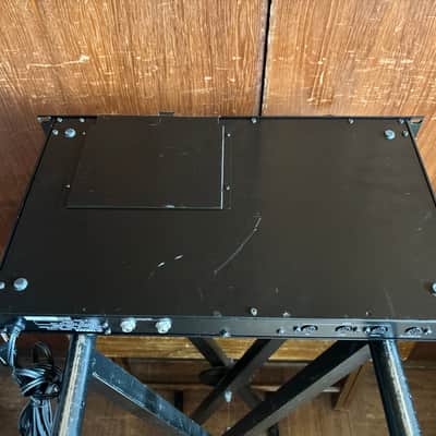 YAMAHA TX81Z FM TONE GENERATOR SYNTHESIZER New internal battery image 9
