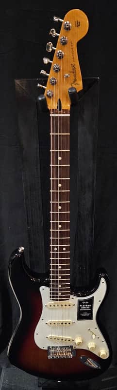 Fender Player II Stratocaster Electric Guitar - 3-color Sunburst with Rosewood Fingerboard 2025 image 1