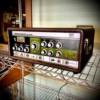 Roland RE-201 Space Echo Tape Delay / Reverb 1974 - 1988 - Black image 3