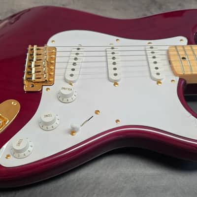 Fender Custom Shop Stratocaster 40th Anniversary Concert Limited Edition 1994 UK Exclusive ARTIST ONLY Eric Clapton Mark Knopfler Rory Gallagher George Harrison Keith Richards etc Ruby Red Ash Body Gold Hardware AAA Flame Neck USA American FSR Guitar image 15