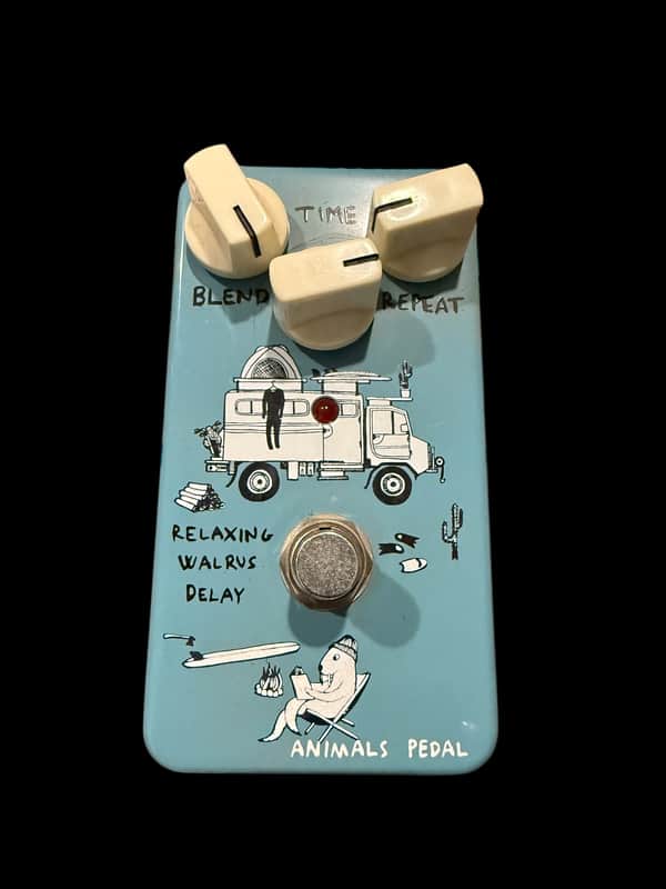 Animals Pedal Relaxing Walrus Delay V1 - x4824 image 1