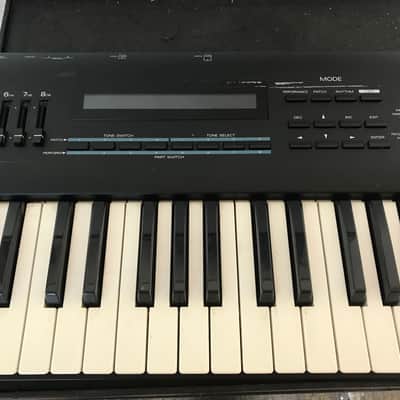 Roland JV-90 Expandable Synthesizer 76-Key Keyboard image 6