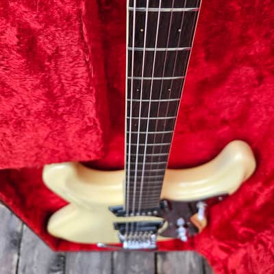 Mosrite Mark I (Ventures) 1965 - Pearl White - Made in USA image 16