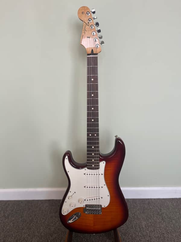 Fender Standard Stratocaster Plus Top Left-Handed with Rosewood Fretboard 2013 - 2017 - Tobacco Sunburst