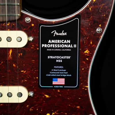 Fender American Professional II HSS Stratocaster Rosewood Fingerboard 3-Color Sunburst 2022 (US22110852) image 16
