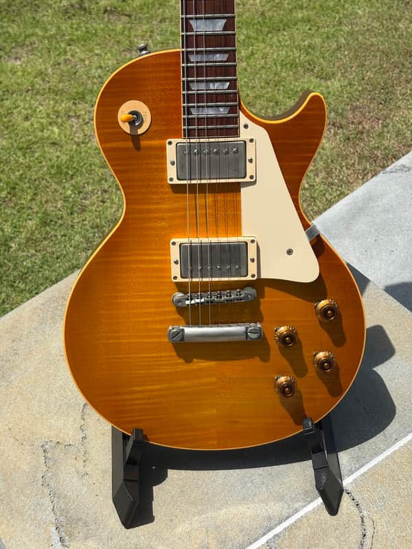 2001 Gibson Custom Shop R8 Authentic 1958 Les Paul Reissue • 9.0 lbs • Figured Top • COA • OHSC image 1