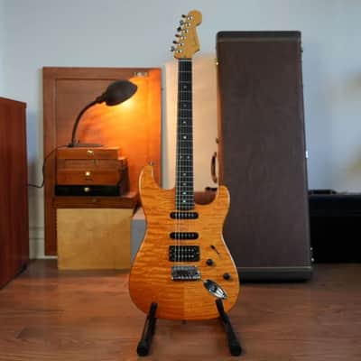 Immagine Fender American Deluxe Stratocaster QMT HSS Electric Guitar - 1