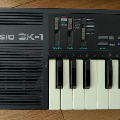 Casio SK-1 32-Key Sampling Keyboard w/bag image 6