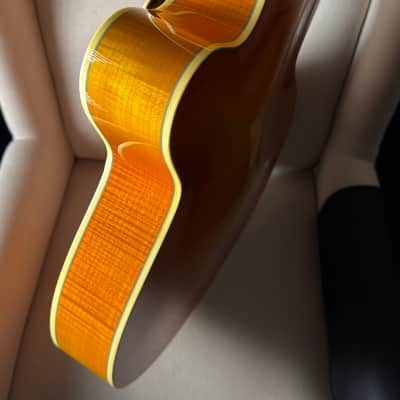 Kiso Ribbecke Archtop 17" image 11
