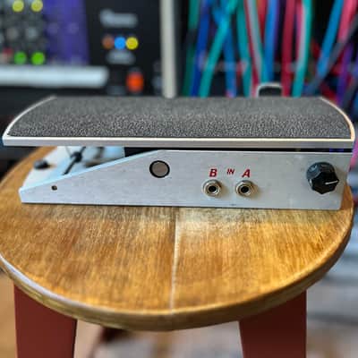 Ernie Ball P0-6165 500K Stereo Volume/Pan Pedal 1990s - Silver image 3