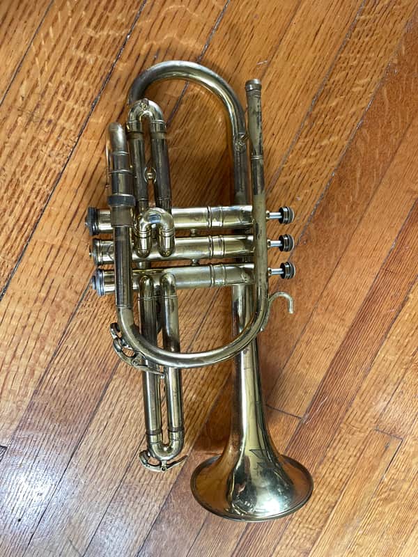 1947 conn cornet (trumpet) image 1