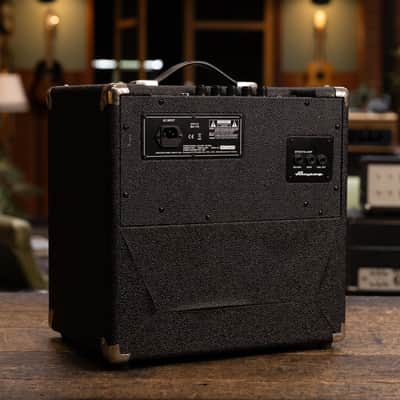 Ampeg BA-110 35-Watt 1x10