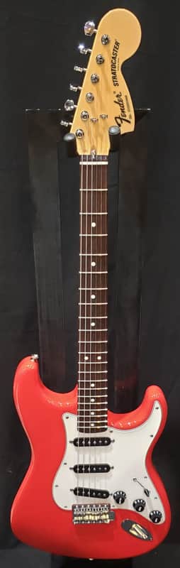 Fender MADE IN JAPAN LIMITED INTERNATIONAL COLOR STRATOCASTER® 2023 - Morocco Red image 1