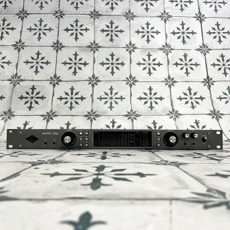 Universal Audio Apollo x8P Thunderbolt 3 Audio Interface