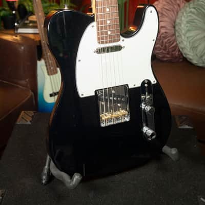 Fender MIJ Hybrid II Telecaster with Rosewood Fretboard 2020 - 2021 - Black image 3