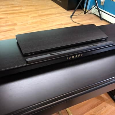 Yamaha CLP-625 Digital Piano image 5