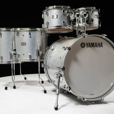 Yamaha Absolute Hybrid Maple 5pc 10/12/14/16/22 Silver Sparkle