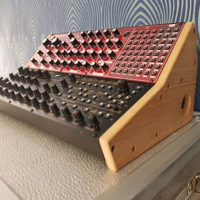 Oak Veneered Dual Stand for Behringer Model D, Pro One, K2 and Neutron image 2