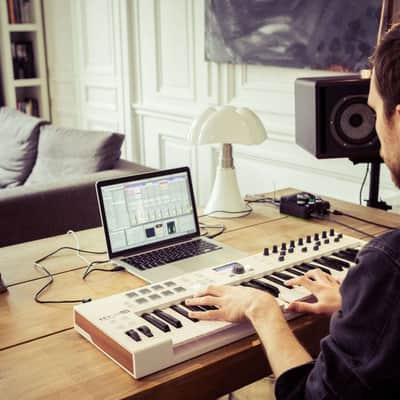 Arturia KeyLab Essential 61 image 5