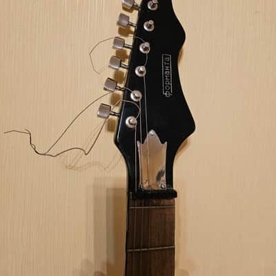 Formanta USSR Soviet Electric Guitar With Fuzz Vintage image 3