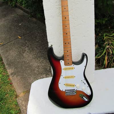 Guyatone Custom Stratocaster, Late 1970's Japan, Sunburst, Gig Bag