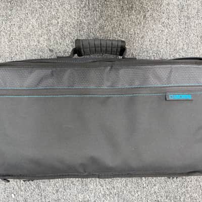 Boss ME-90B Bass Multiple Effects With Carry Bag 2024 - Present - Blue image 12