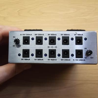 Used MXR M238 Iso Brick Effects Power Supply with 10 cables and original box image 2