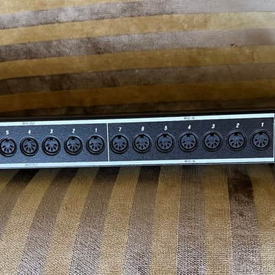 MIDI MOTU MTP AV Time Piece 8 Channel MIDI Interface for Mac and PC with Timecode - Black image 4