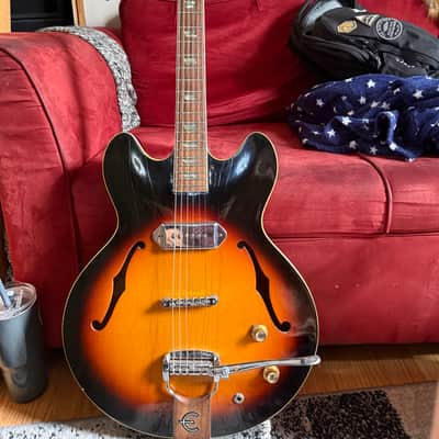 Epiphone Casino E230T with Tremotone Vibrola 1961 - 1969 - Sunburst image 1
