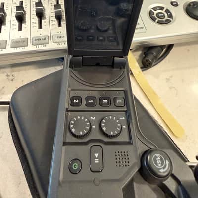 Zoom Q8 HD Handy Video Recorder 2010s - Black image 2