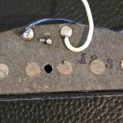 Fender Stratocaster 1976 all original leads cover screws and springs image 4