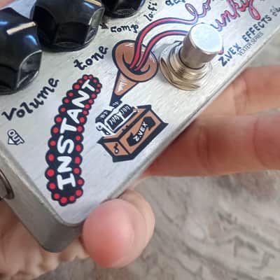 Zvex Vexter Series Instant Lo-Fi Junky Chorus/Vibrato 2010s - Silver with Graphic image 3