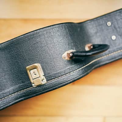 1970s Ryoji Matsuoka M40 – Handcrafted in Japan| Solid Top | Low Action | Hard Case  | Vintage Classical Tone image 24