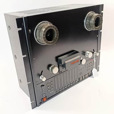 TASCAM TSR-8 1/4
