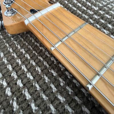 Fender Stratocaster 2018 - Sage green image 12
