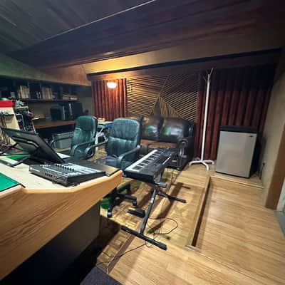 Argosy 70 Series Professional Studio Console Desk – Large Format – Excellent Condition image 3