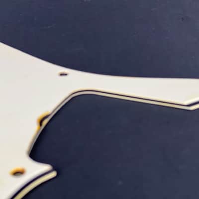 General Vintage Tone Pre CBS Nitrate celluloid pickguard for Jazzbass ®️ Aged Nitro Mint green ni image 5