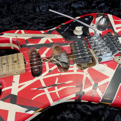 Fender Custom Shop Eddie Van Halen Signature Frankenstein 2007 - Red/White/Black image 7