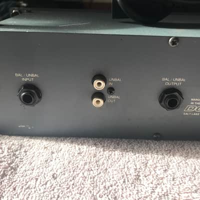 DOD 831 Series II 31 band Equalizer with rack mount bolts and washers image 6