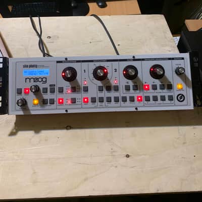 Moog Slim Phatty white model🌞Rare and  analog ! image 5
