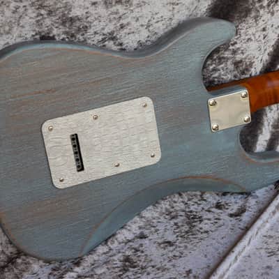 Build to order GB Liuteria Traditional Strato blue jeans relic image 15