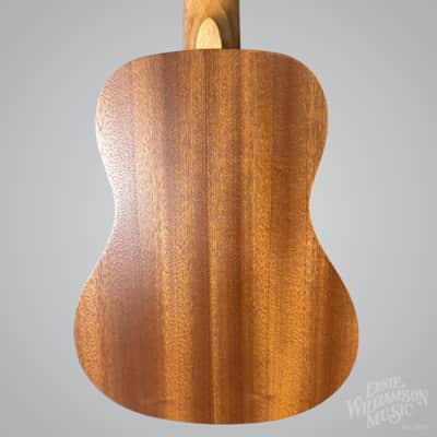Amahi UK120CW Concert Ukulele, Traditional Shape, Select Mahogany Top, Back & Sides image 2