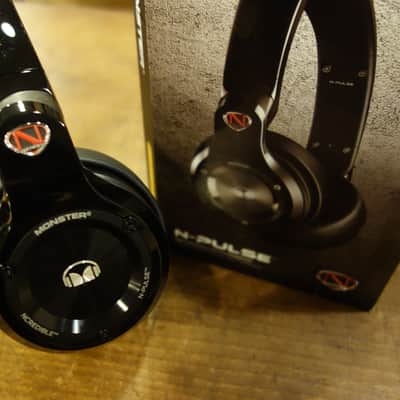 Monster N-Pulse Studio Headphones image 2