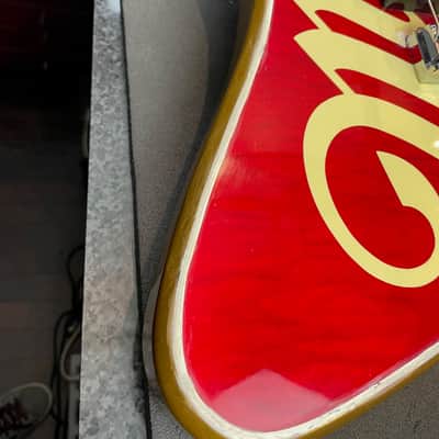 Hamer Miller High Life from 1986 in Red/Gold with original Hardcase image 6