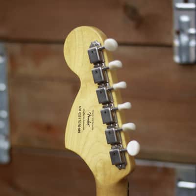 Squier Vintage Modified Mustang - Fiesta Red image 10