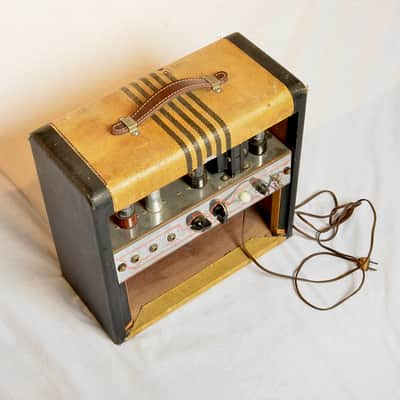 Supro Comet 1956 - Tweed image 9